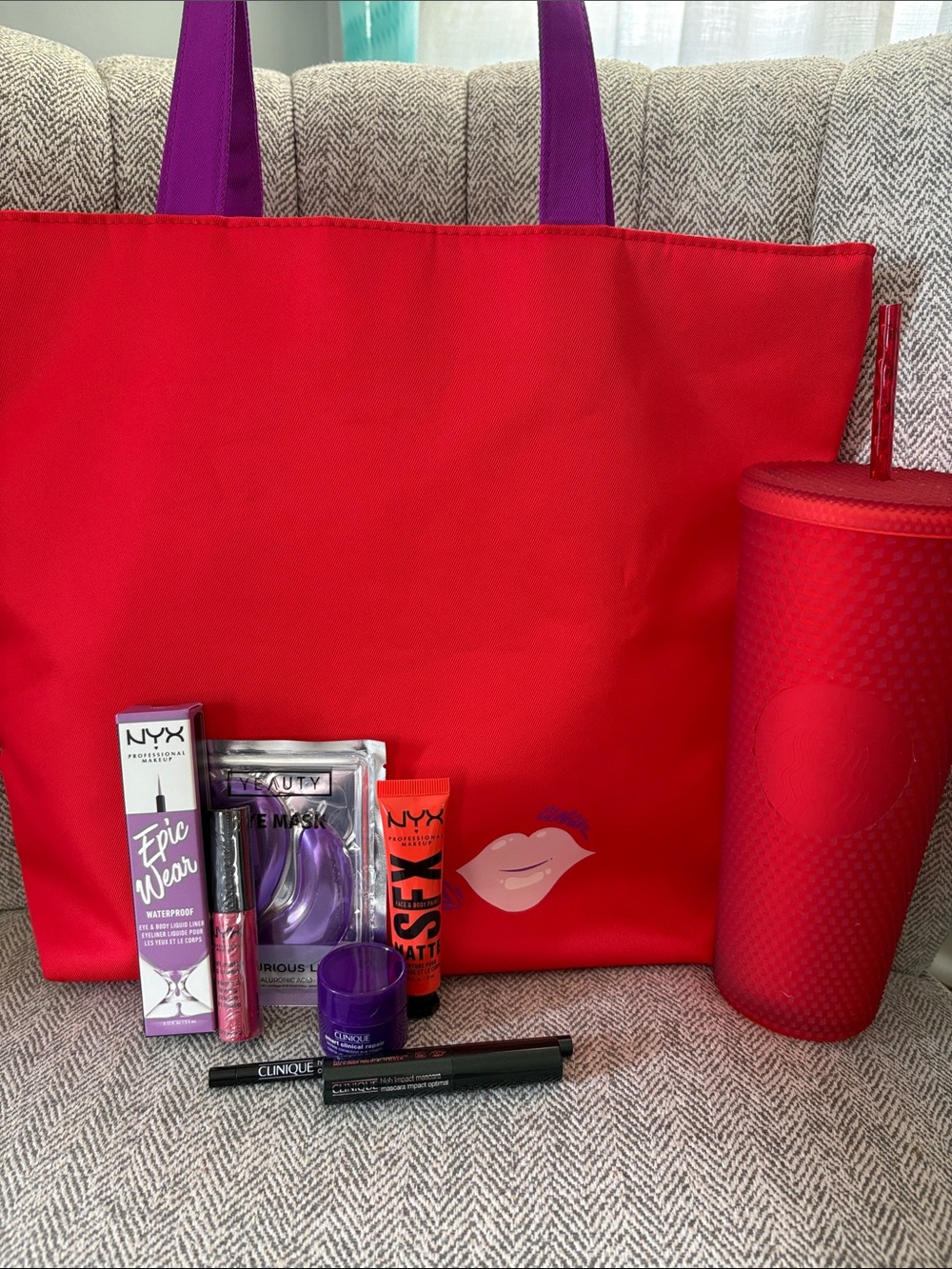 Clinique & Starbucks Bundle